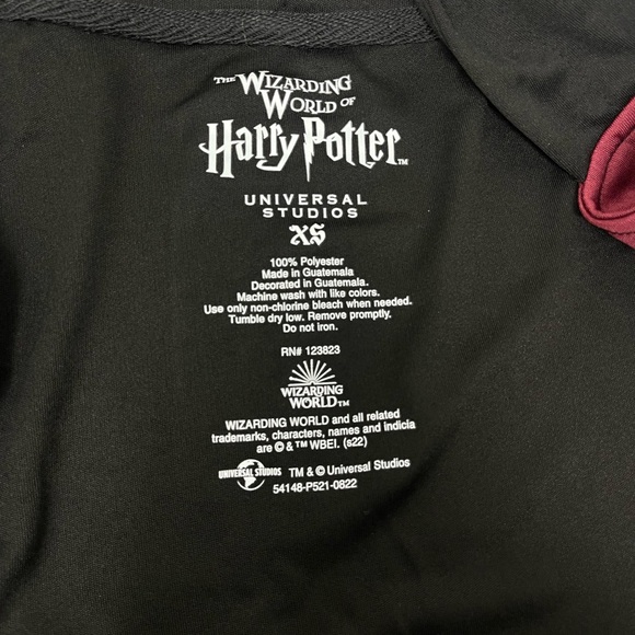 NWT! Harry Potterter Hogwarts Gryffindor Quidditch Sports Zip Up Hoodie Jacket - Picture 16 of 16